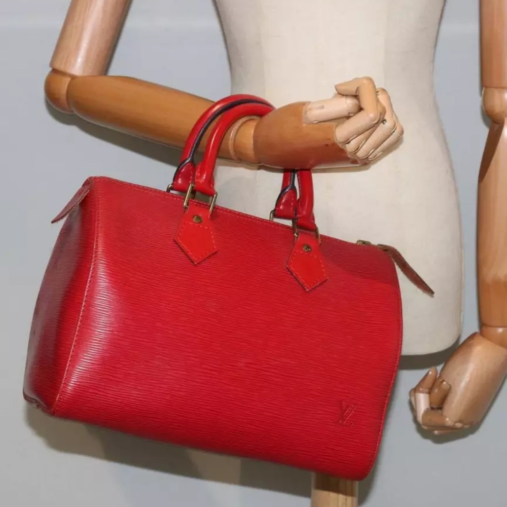 Authentic Louis vuitton Epi Speedy Handbag . - Picture 5 of 17